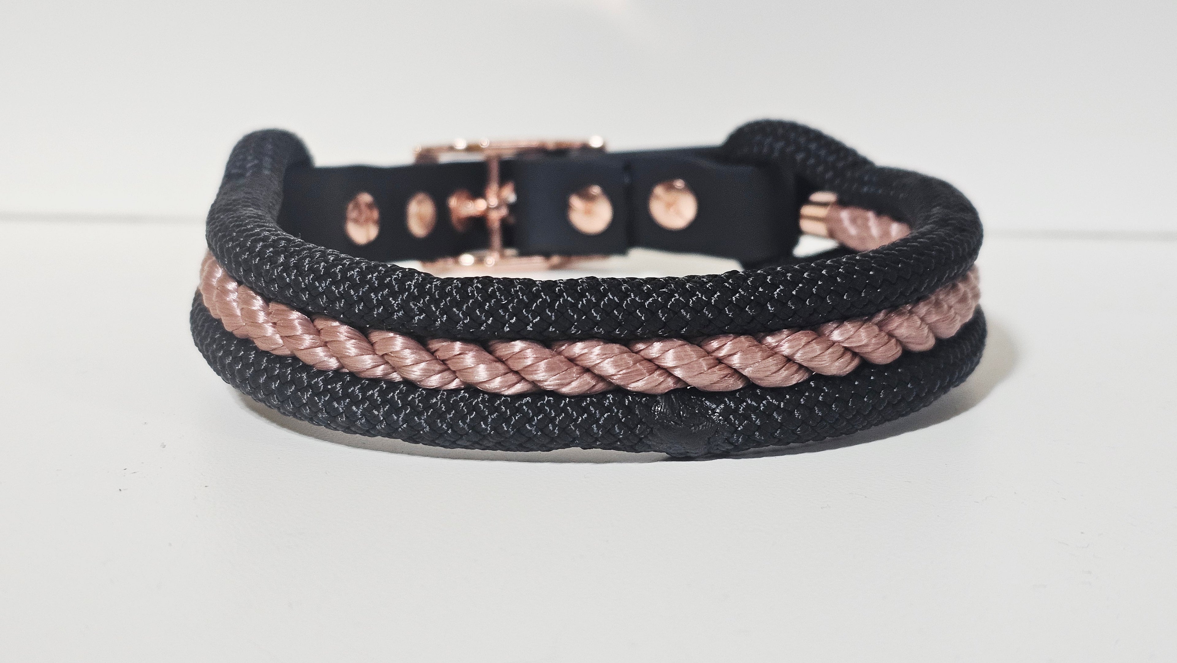 Tau-Halsband "schwarz/rose"