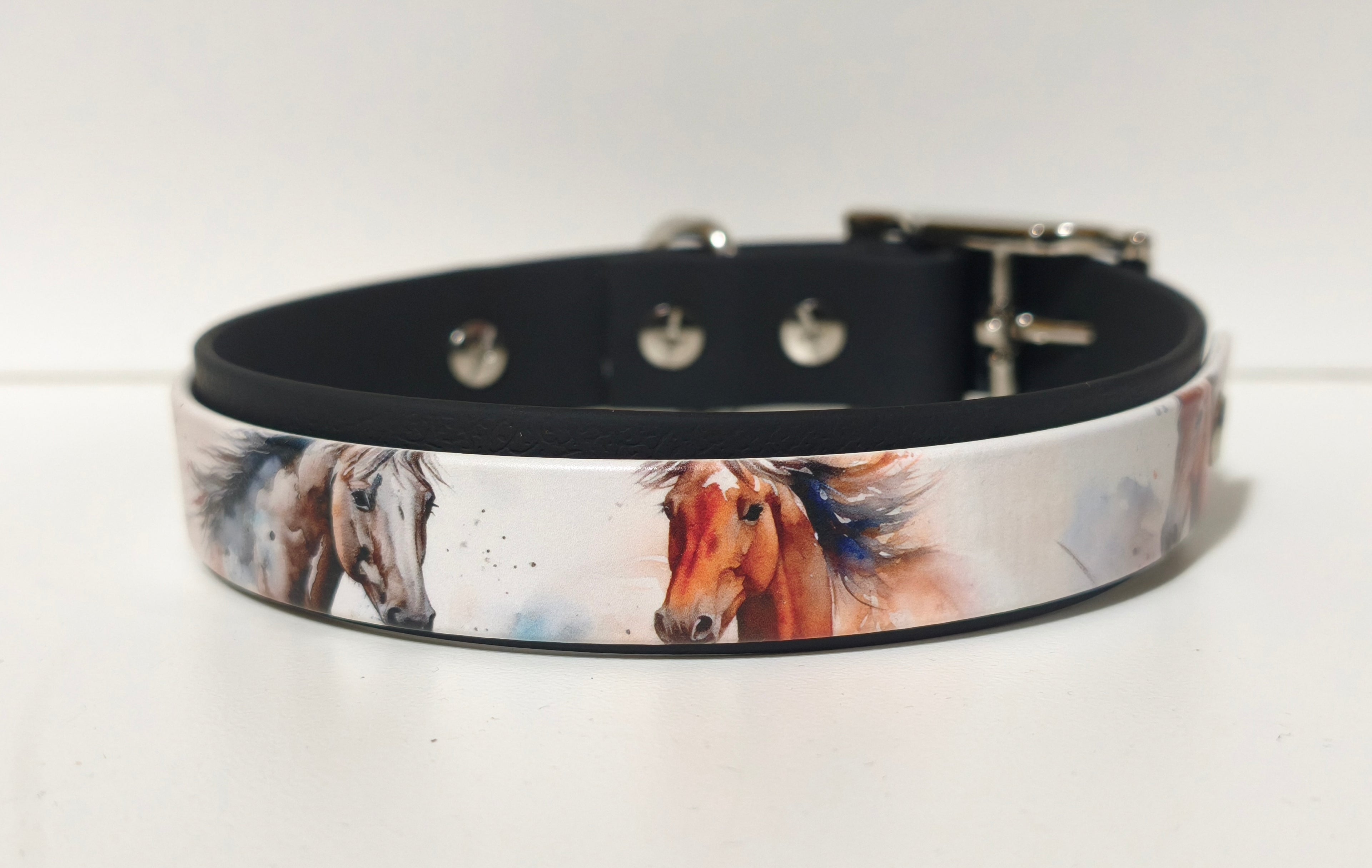 Biothane Halsband "schwarz/Pferd"